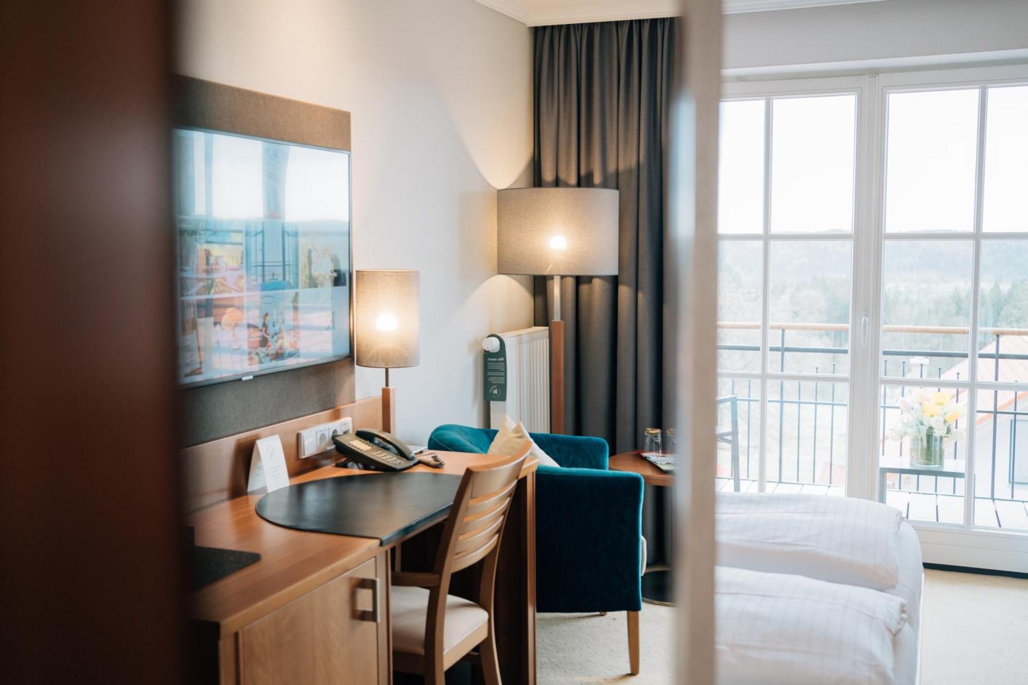 Klostermaier Hotel & Restaurant Иккинг Экстерьер фото